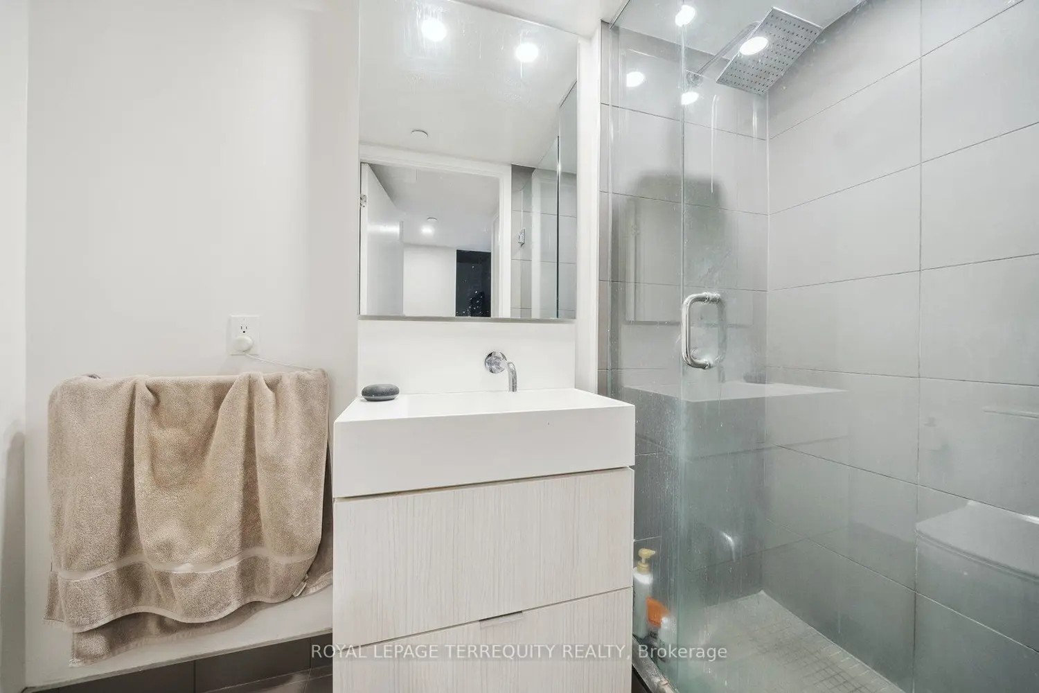 Additional image 10 of 5 Soudan Avenue 703