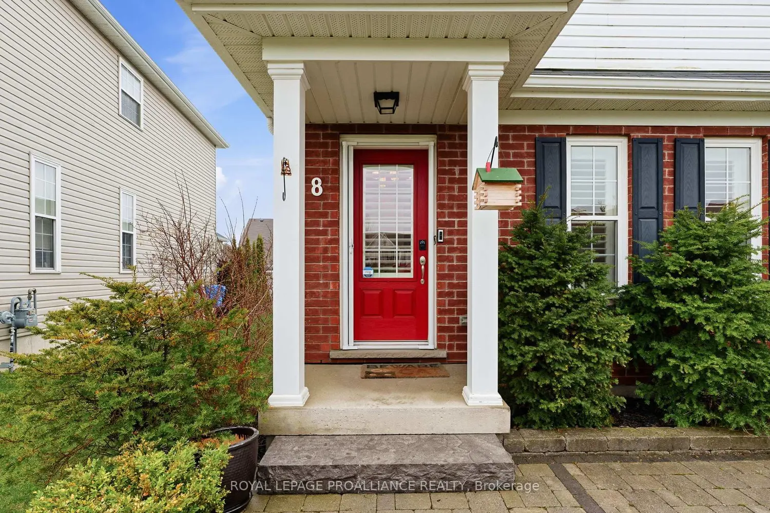 8 Bigwood Crescent photo 4