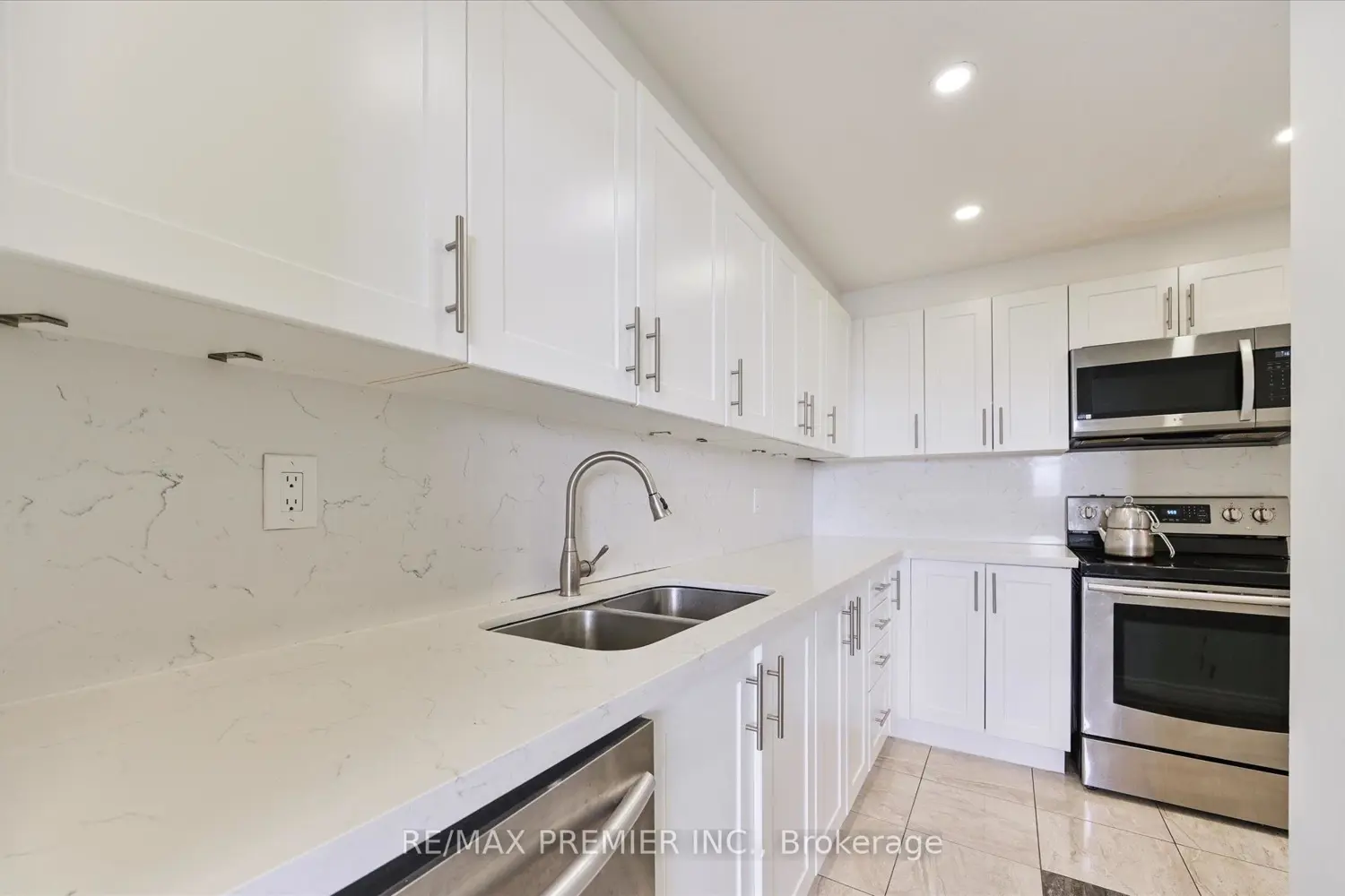 80 Grandravine Drive 716