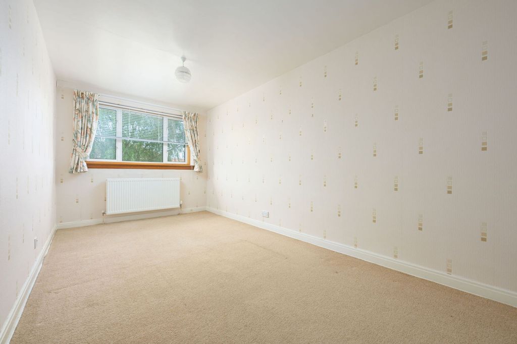 Additional image 19 of 4 bed semi-detached house for sale39 Oxgang Road, Grangemouth FK3