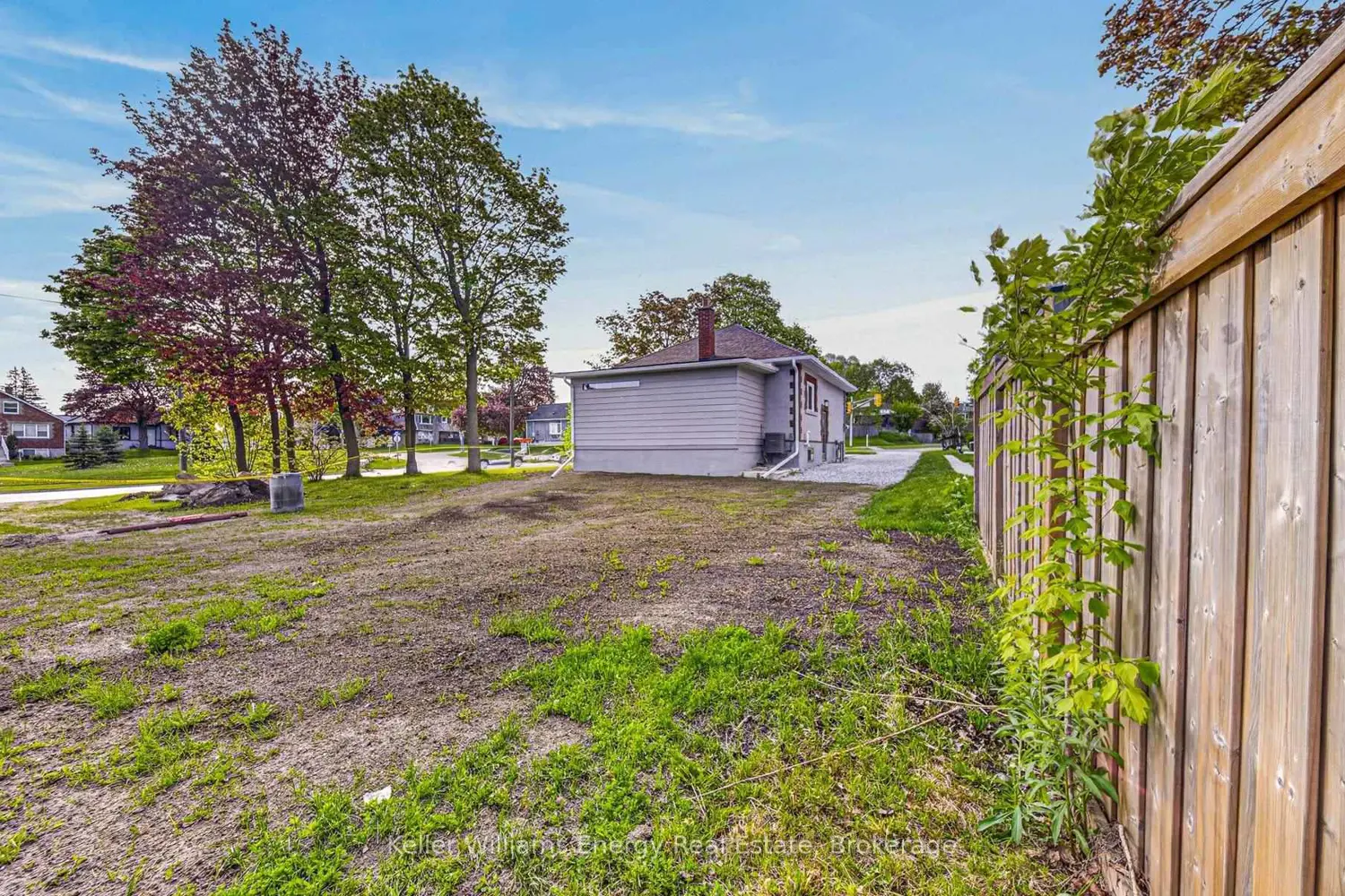 288 Hillside Avenue photo 3