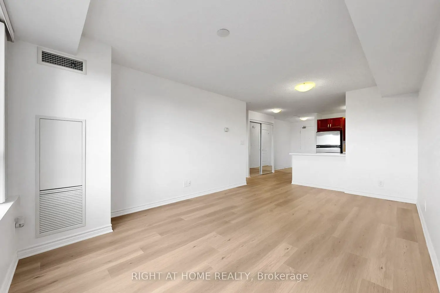 Additional image 10 of 2020 Mcnicoll Avenue 807