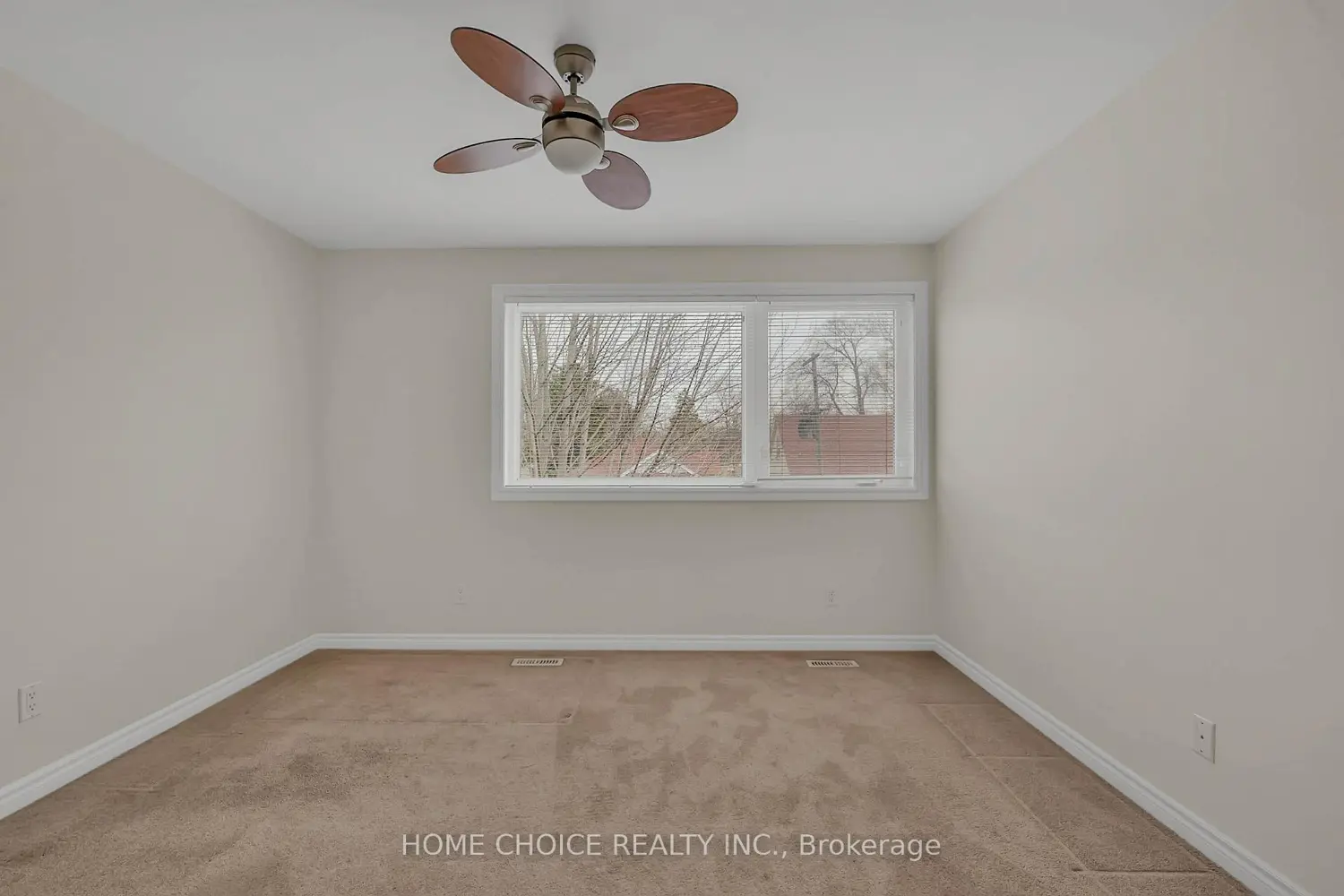 Additional image 11 of 10 Fairwood Crescent 121
