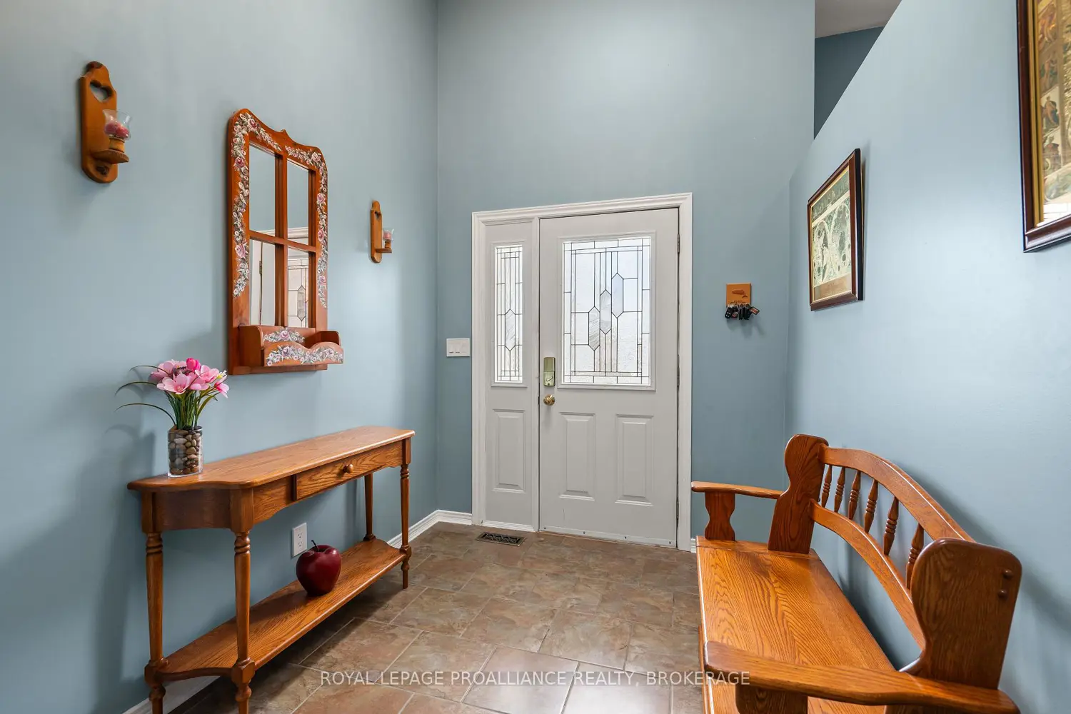 307 Amherst Drive photo 4