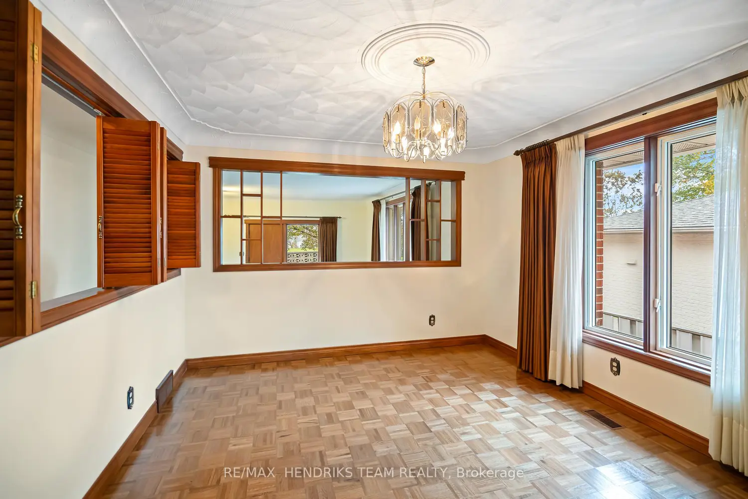85 Westgate Park Drive photo 4