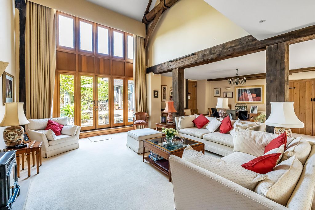 4 bed barn conversion for saleThe Barns, Shackleford, Godalming, Surrey GU8 photo 2