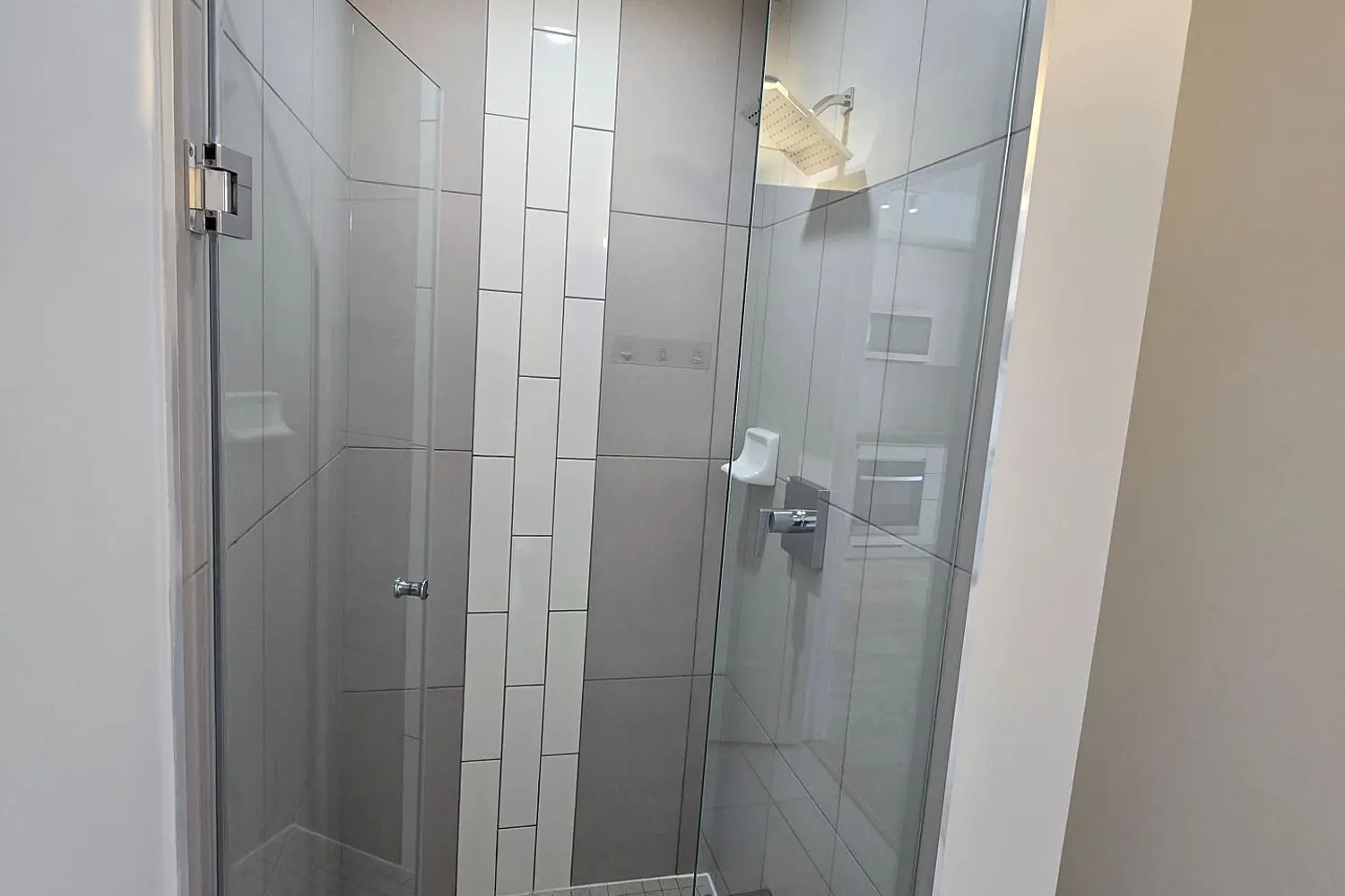 Additional image 12 of 70 Princess Street 808