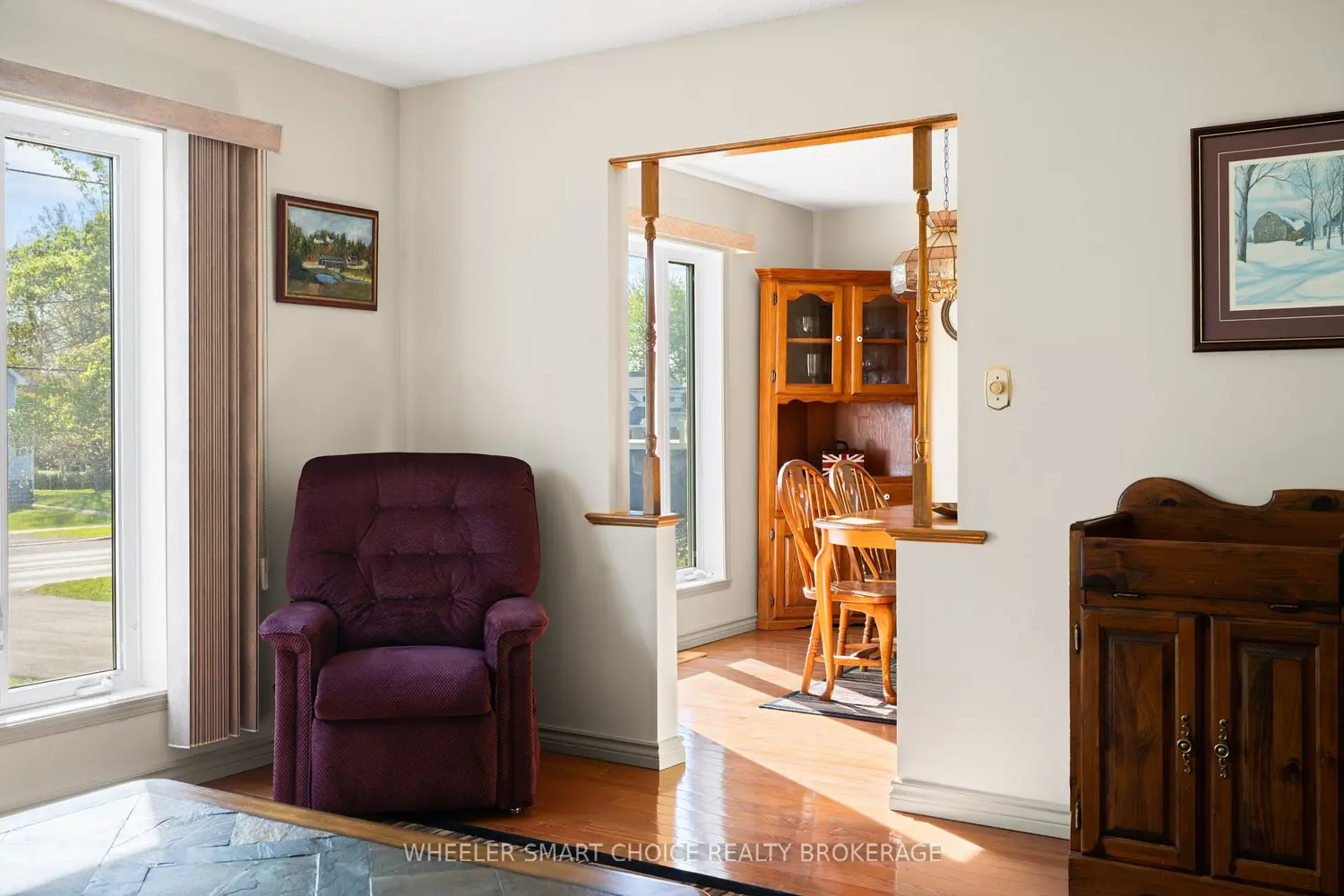 37 Dickinson Drive photo 2