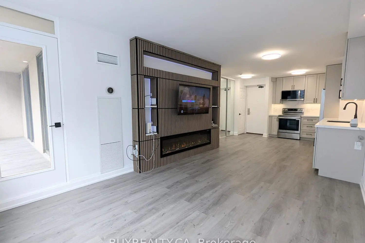 256 Doris Avenue 1603