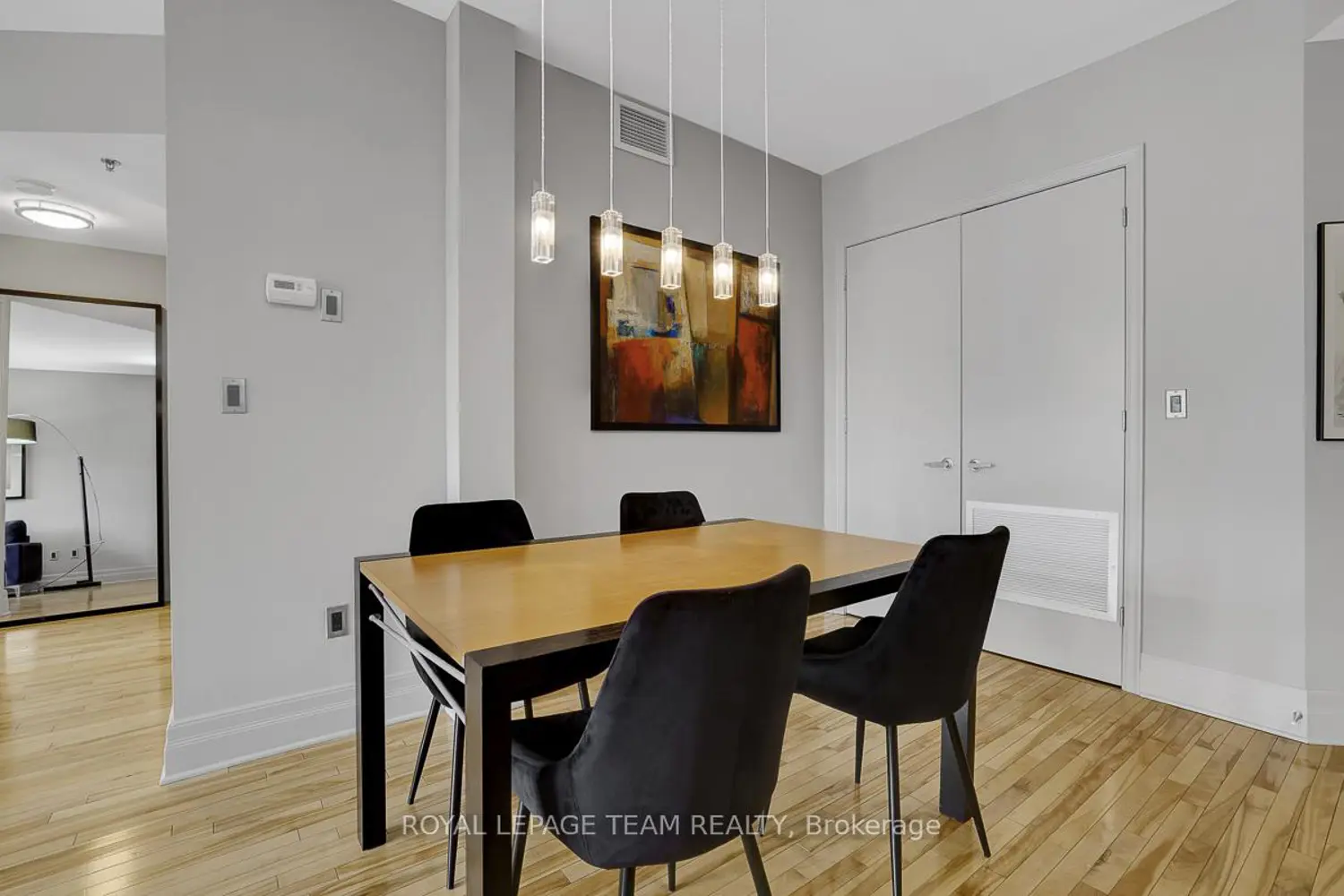 Additional image 4 of 457 Mcleod Street 301