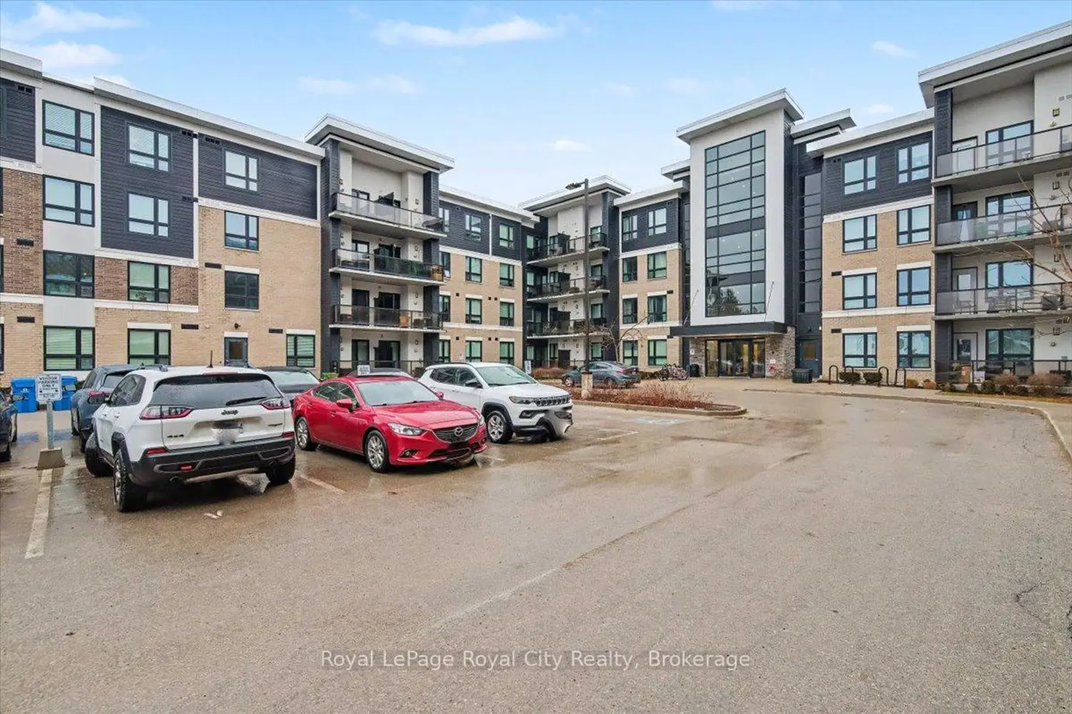 1284 Gordon Street 120 photo 2