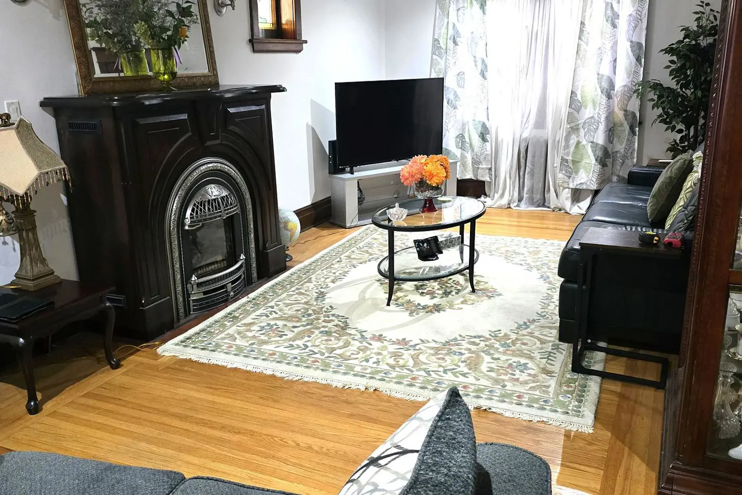 1088 King Street photo 3