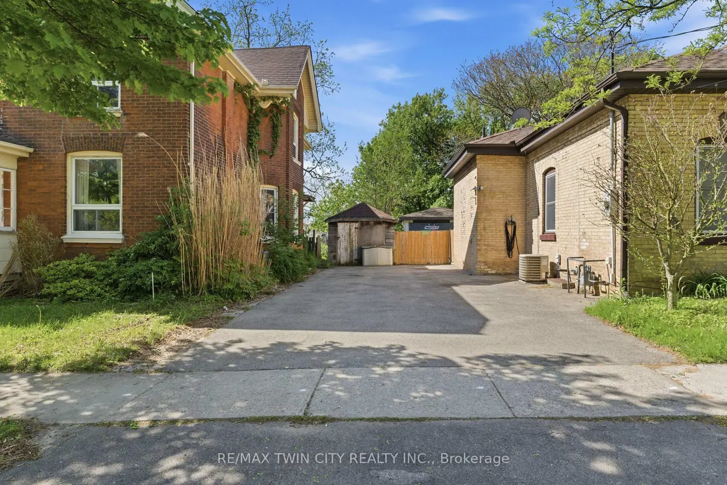 119 East Avenue photo 3