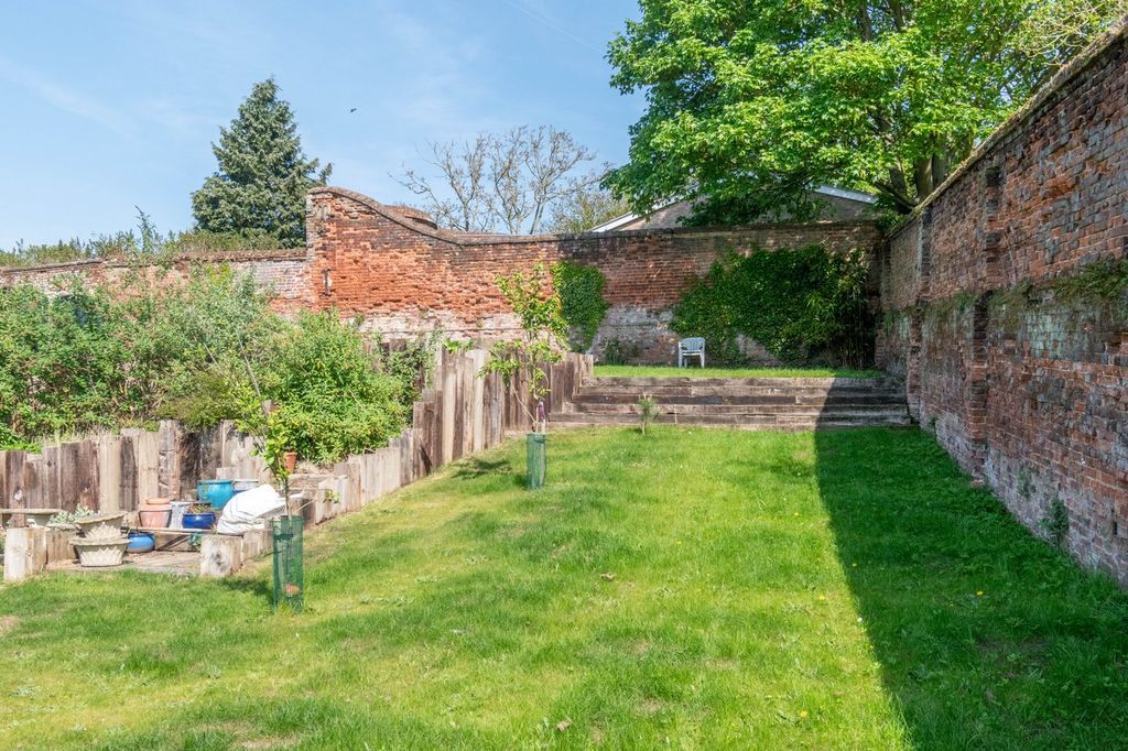 Additional image 18 of 5 bed property for saleOak Street, Fakenham NR21