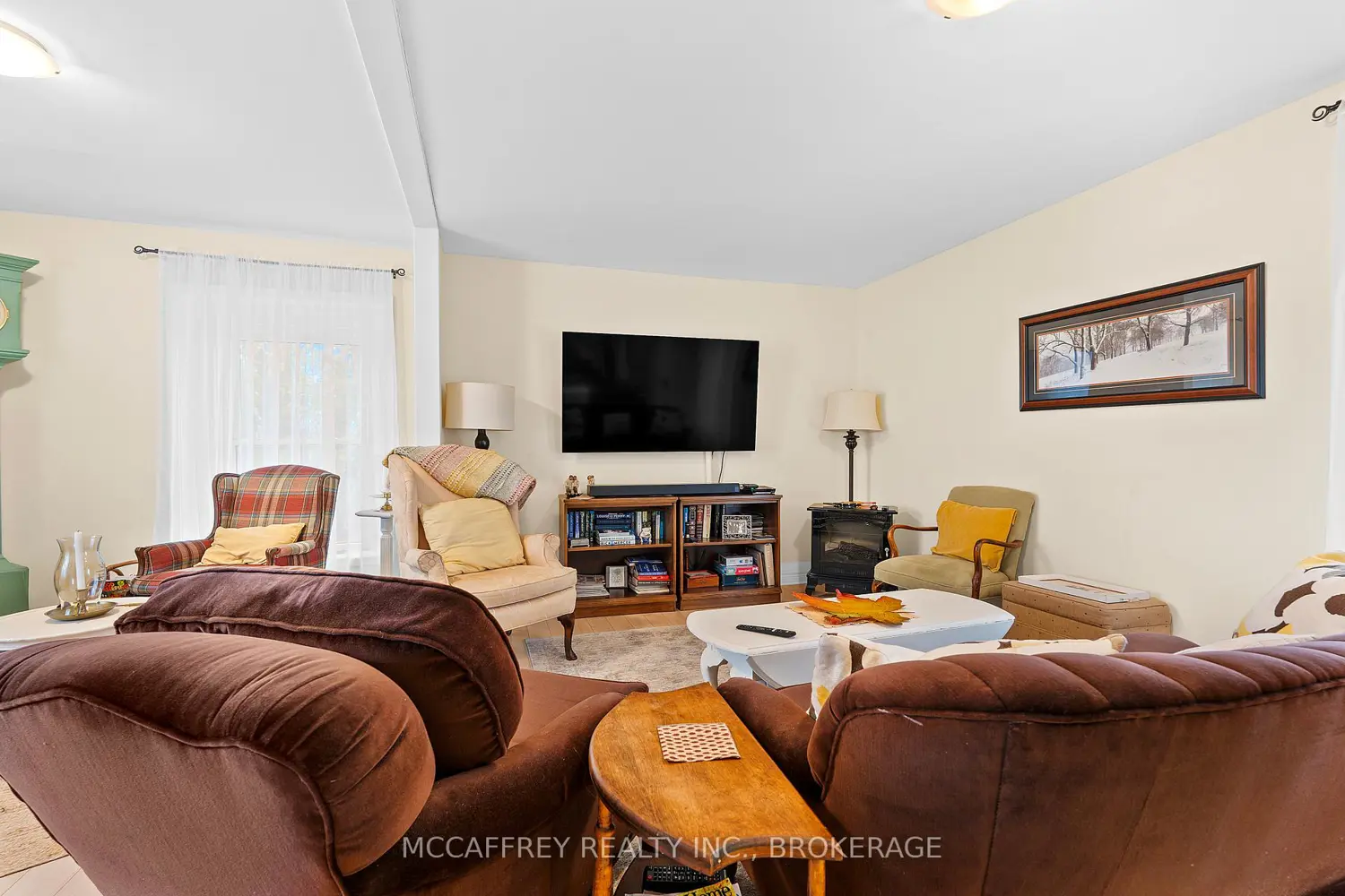 1549 Doyle Road photo 2