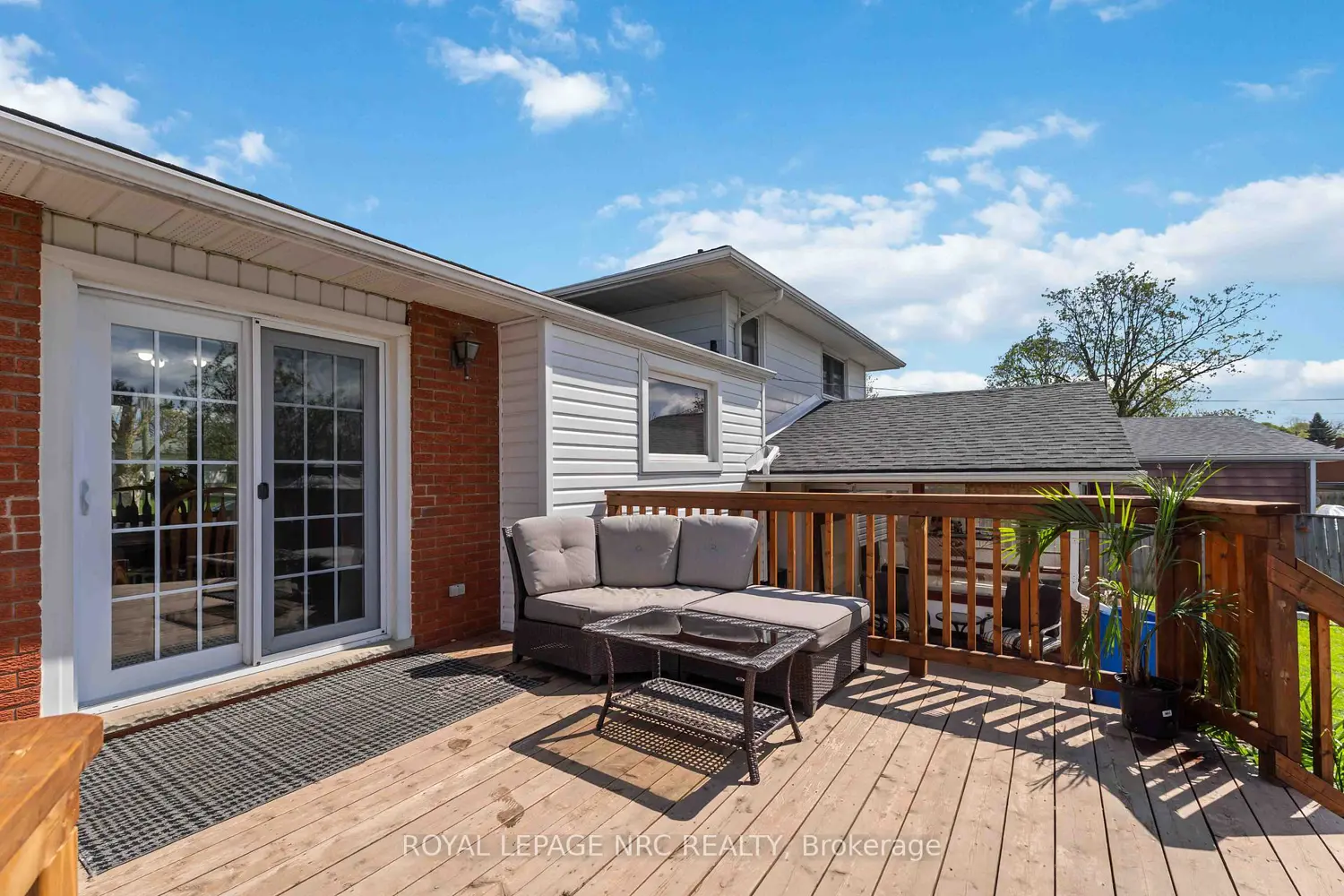 Additional image 12 of 4485 Queensway Crescent