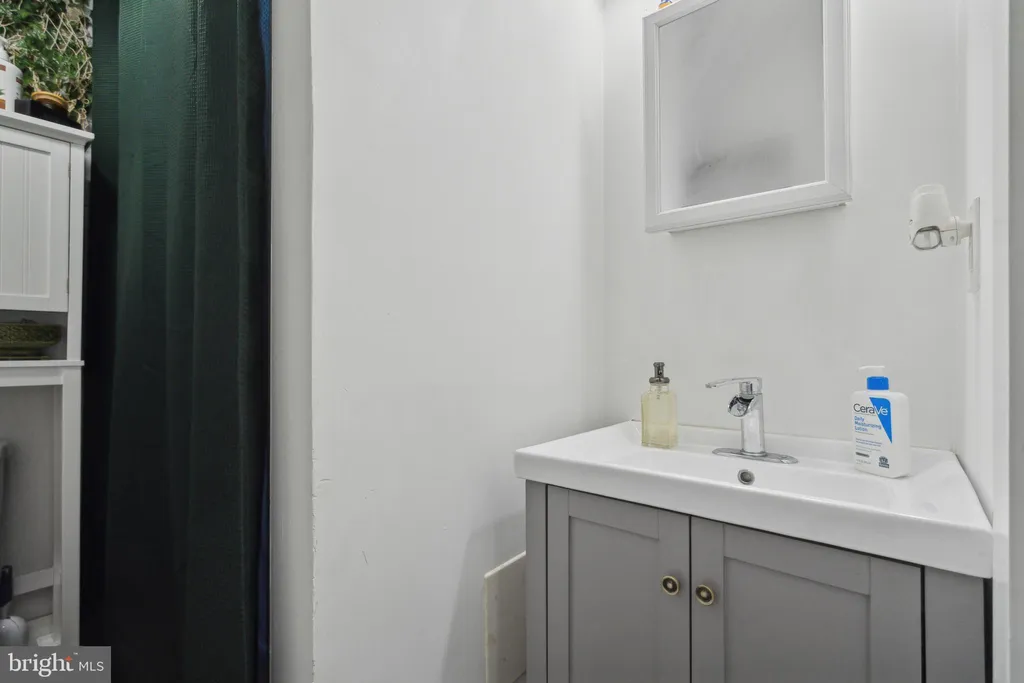 Additional image 44 of 125 W Susquehanna Avenue, Philadelphia, PA 19122