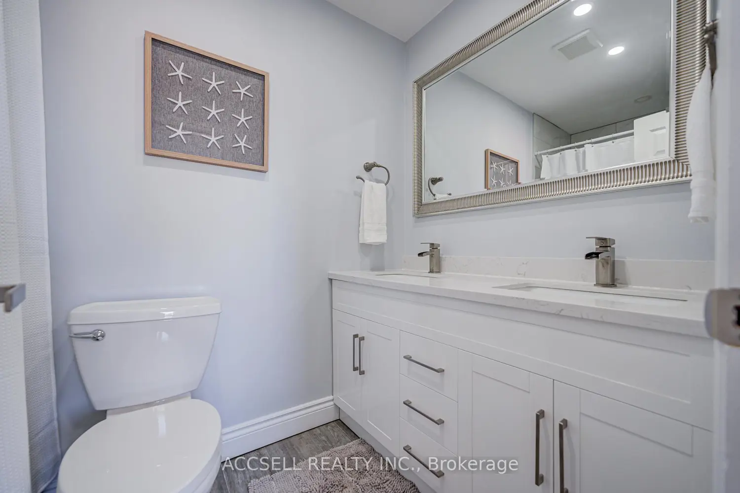 527 Wallenberg Crescent photo 5