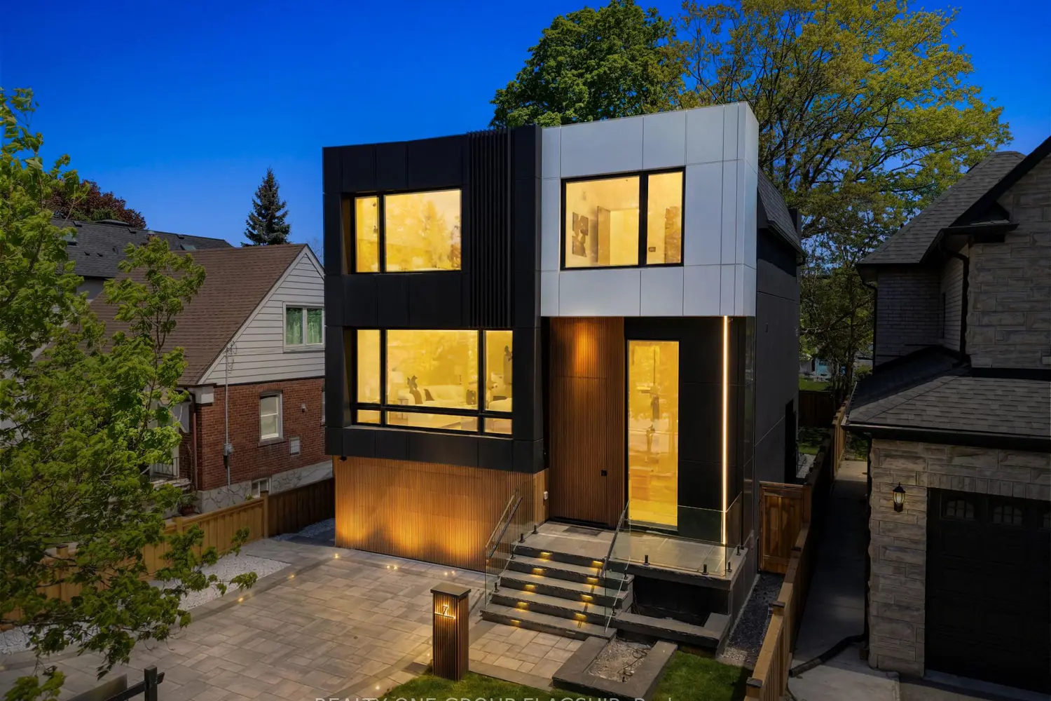 7 Bentley Drive