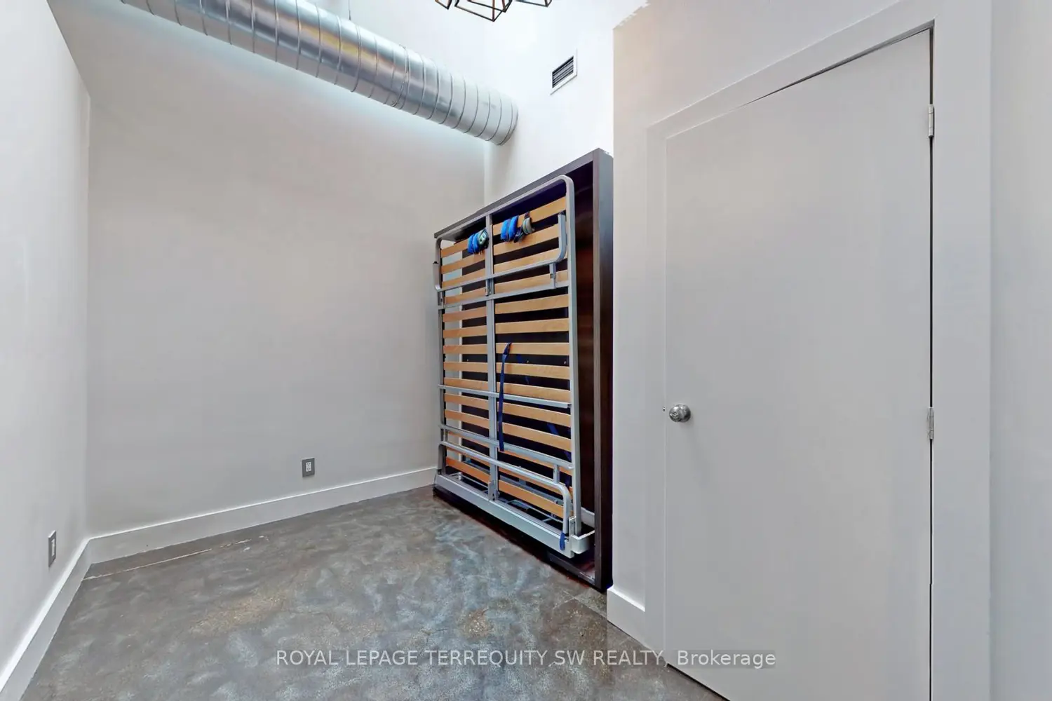 Additional image 11 of 326 Carlaw Avenue 124