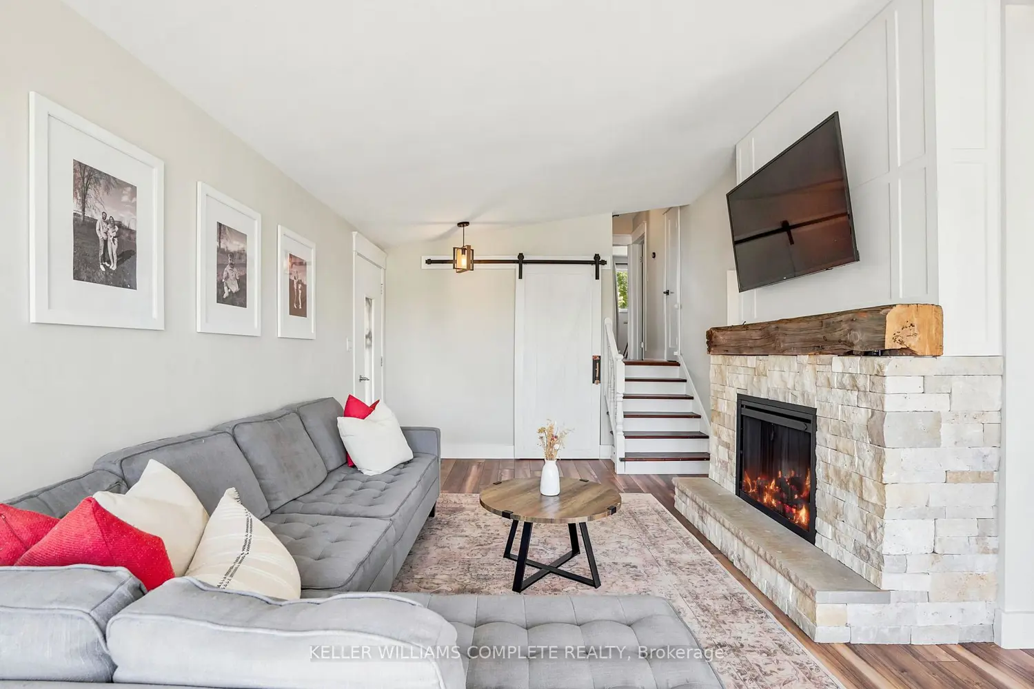 9 Reno Avenue photo 3