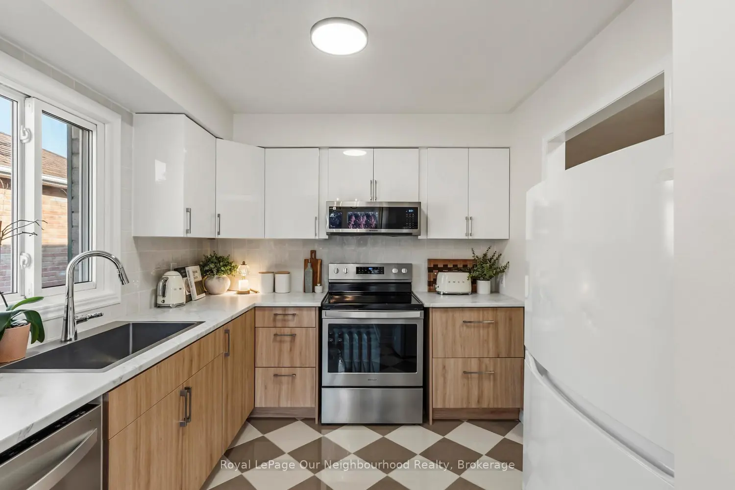 42 Glanville Crescent