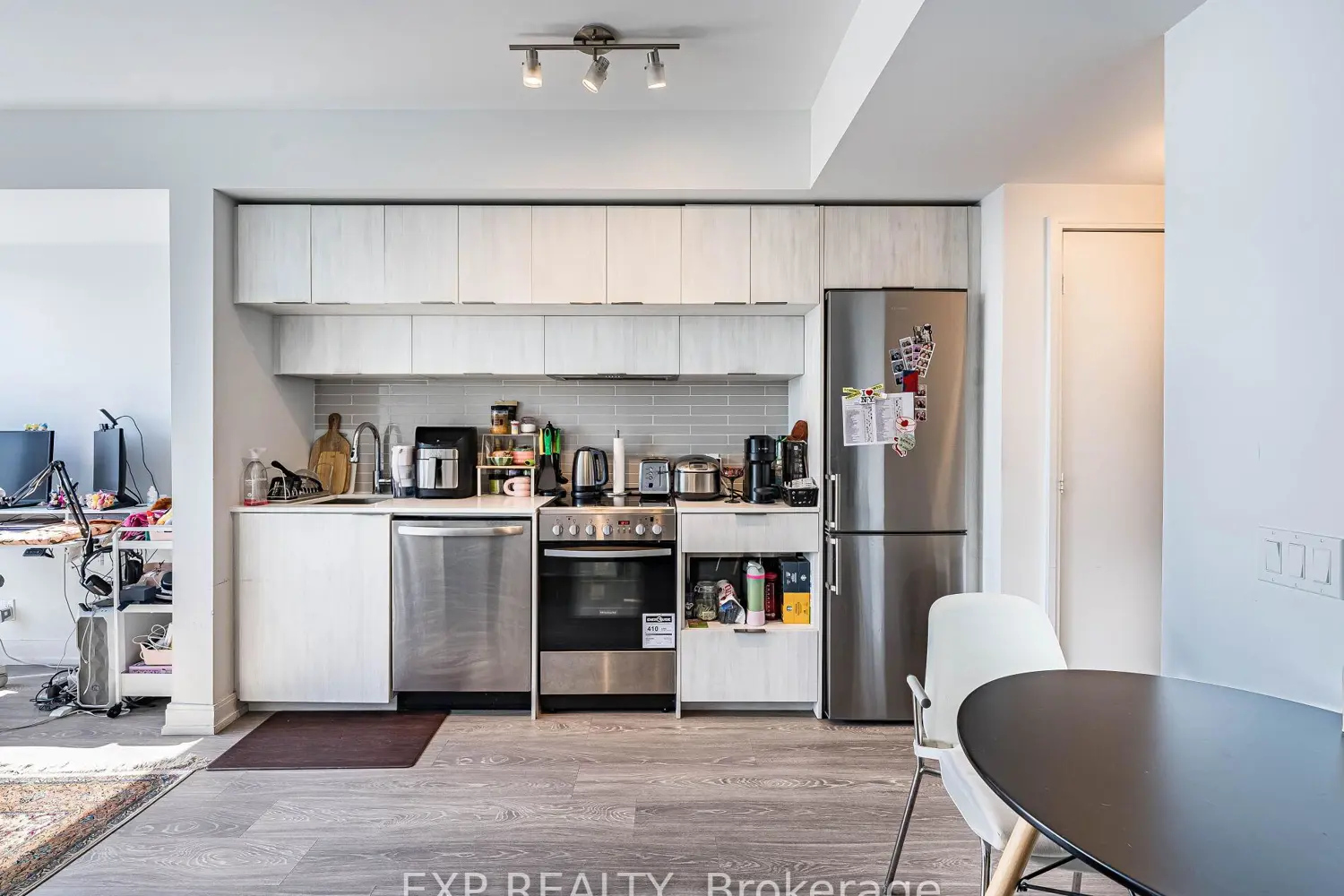 Additional image 9 of 181 Dundas Street 3708