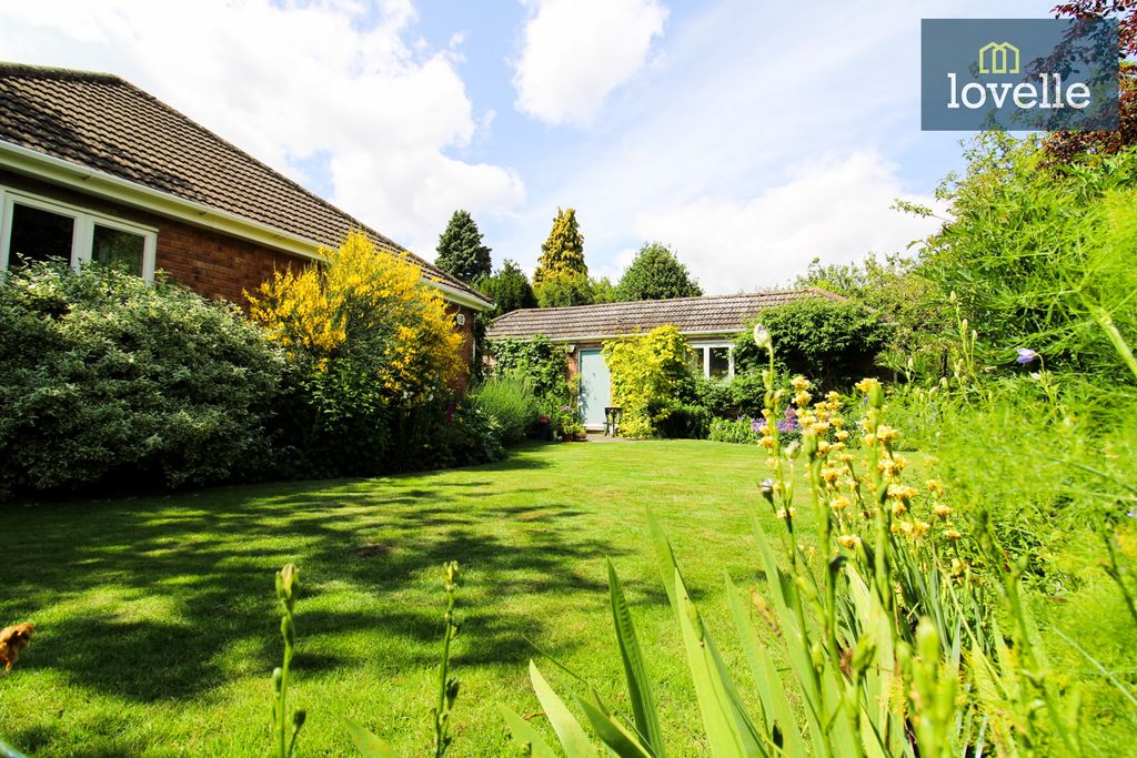 Additional image 25 of 3 bed detached bungalow for saleWelholme Avenue, Grimsby DN32