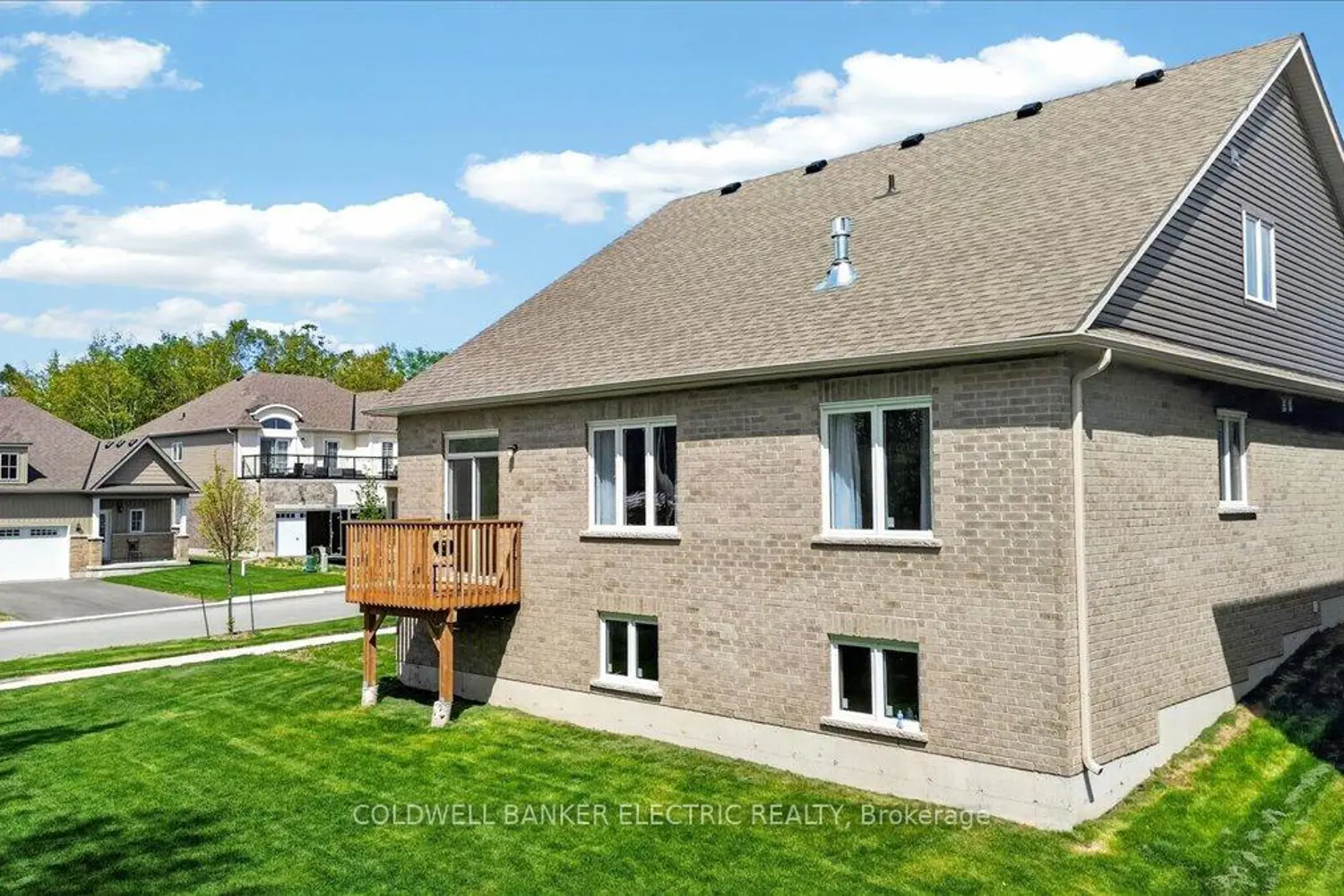 Additional image 17 of 3 Hillcroft Way