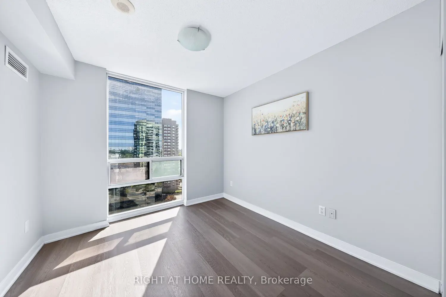Additional image 13 of 5740 Yonge Street 1307