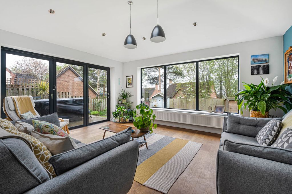 Additional image 3 of 5 bed detached house for saleNursery View, Faringdon, Oxfordshire SN7