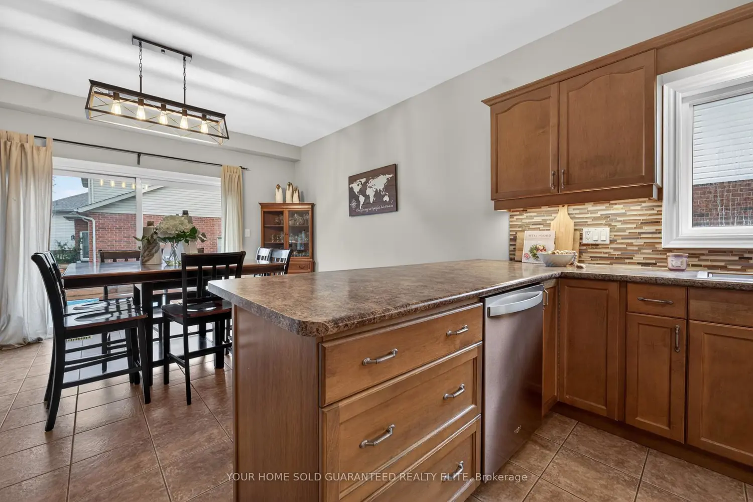 Additional image 6 of 4071 Bush Crescent