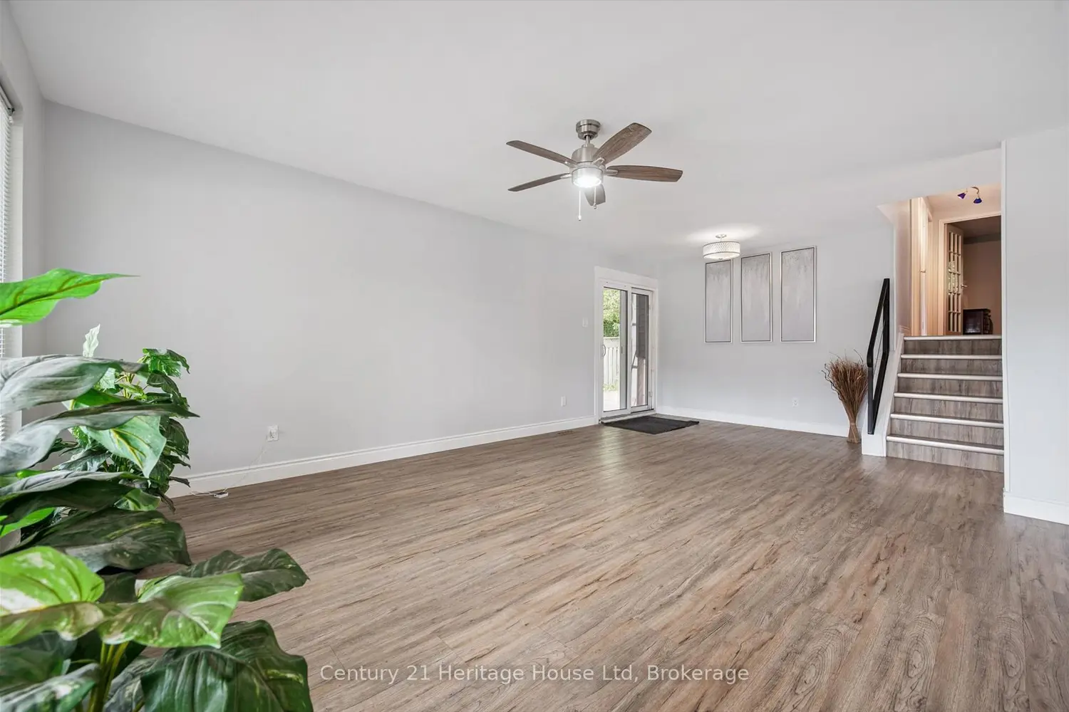 378 West Acres Drive photo 5
