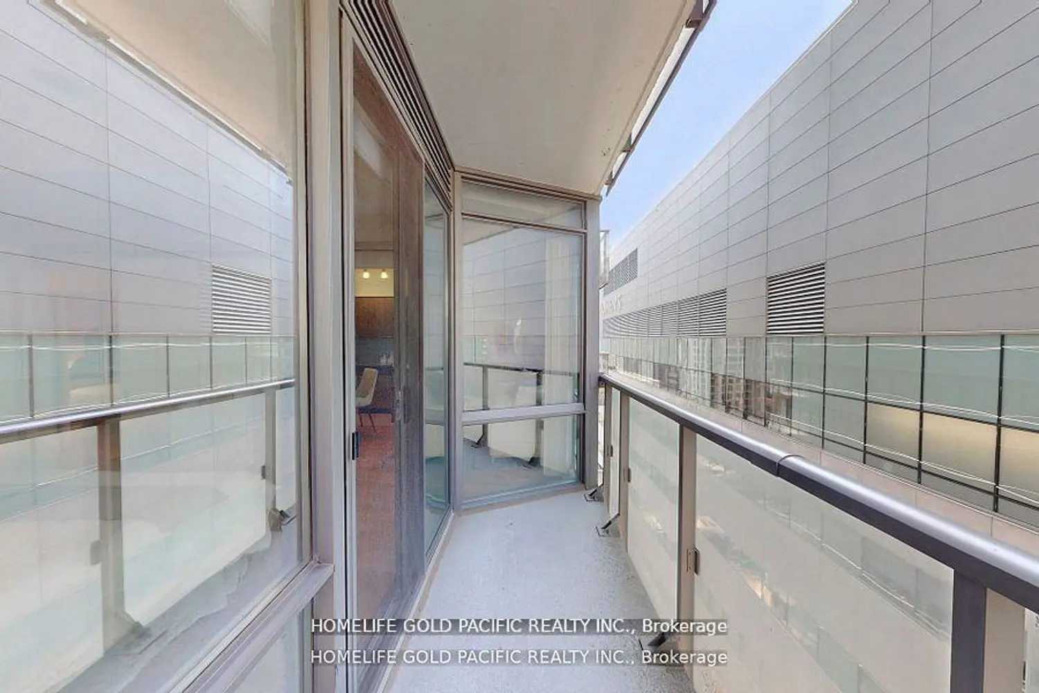 Additional image 14 of 832 Bay Street 1202