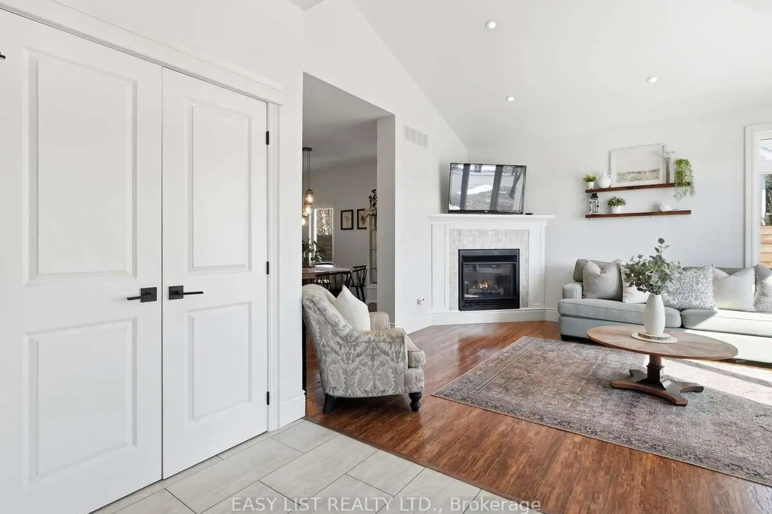 4 Millwood Court photo 2