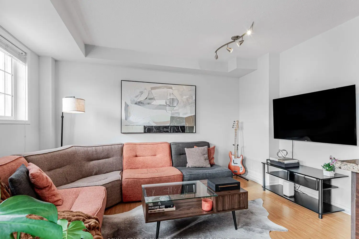 Additional image 9 of 110 Cornell Park Avenue C208