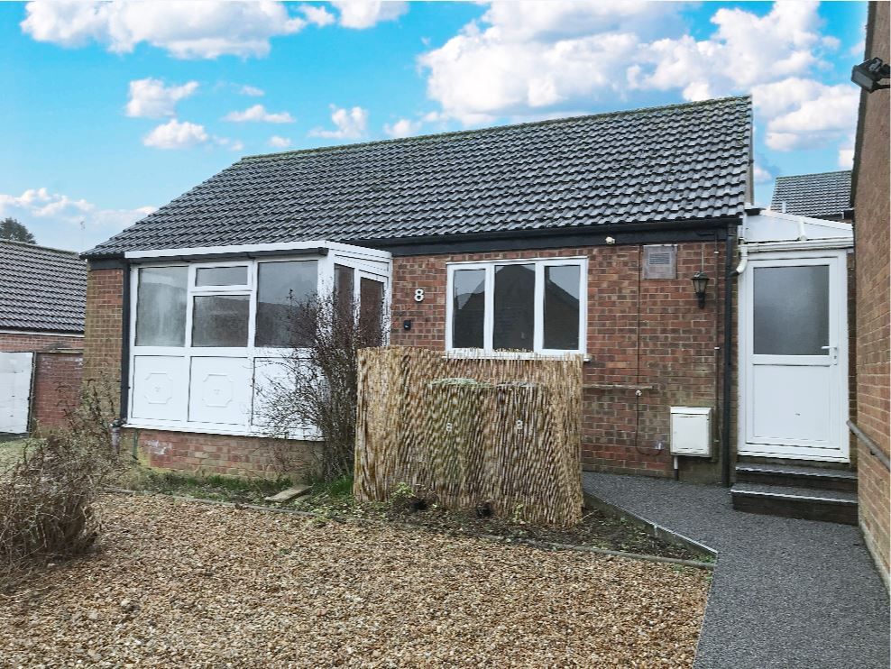 2 bed detached bungalow for saleSearle Close, Fakenham NR21