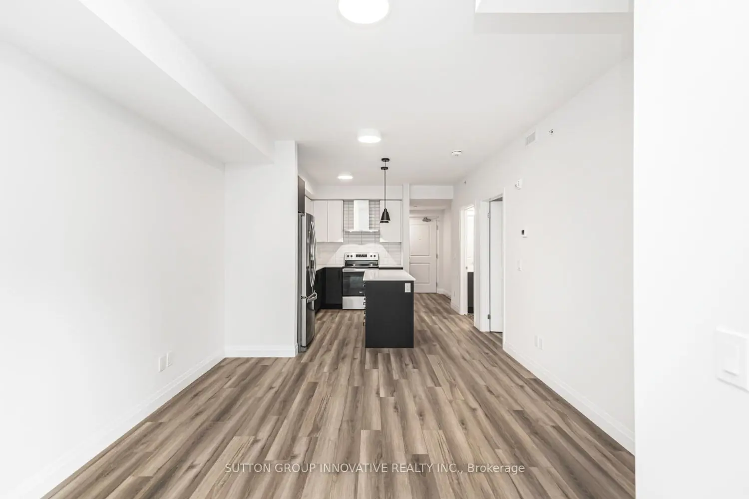 153 Wilson Street 105 photo 4