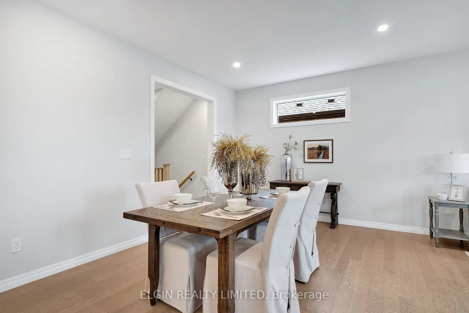 6 Keba Crescent photo 3