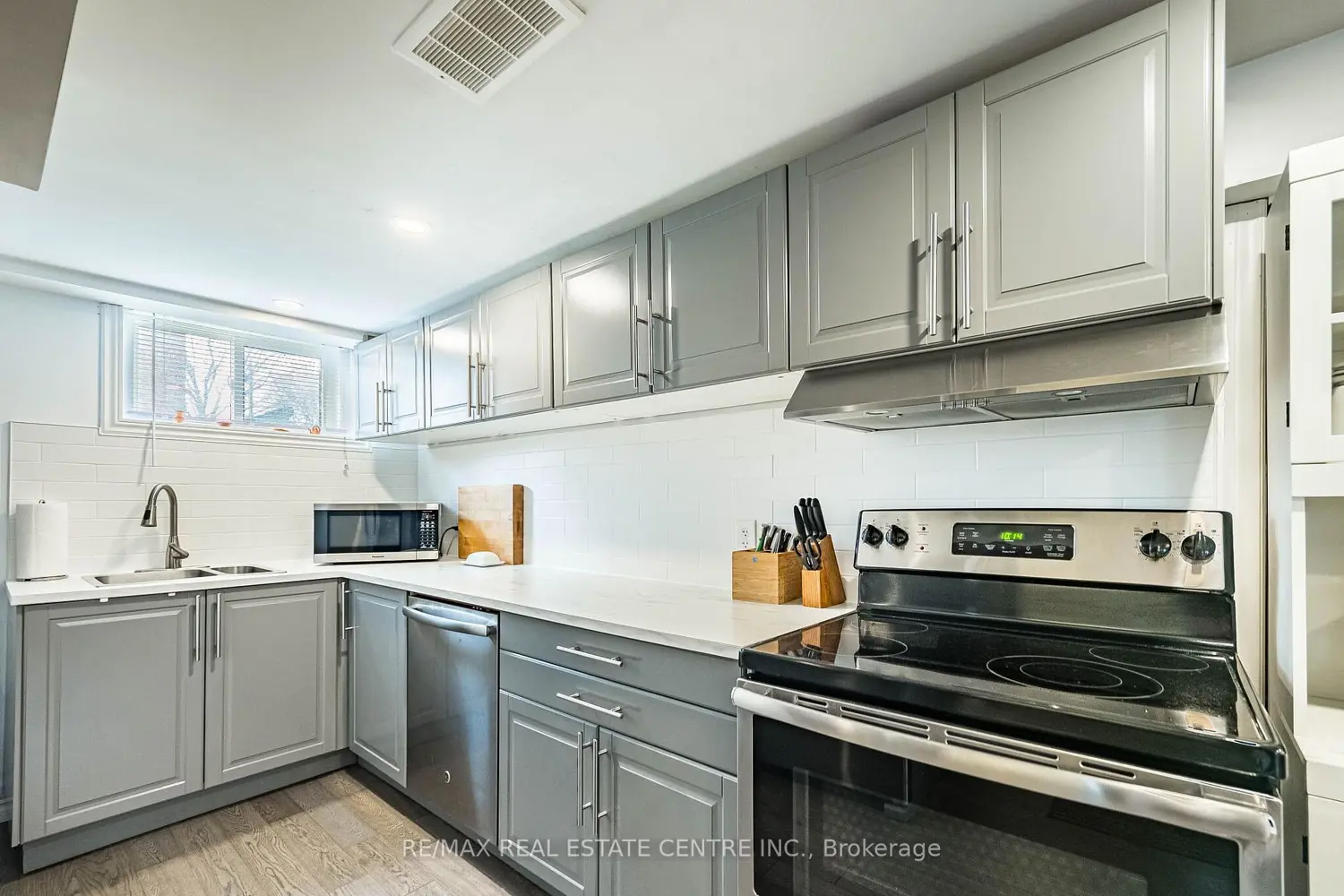 Additional image 13 of 40 Ellis Crescent