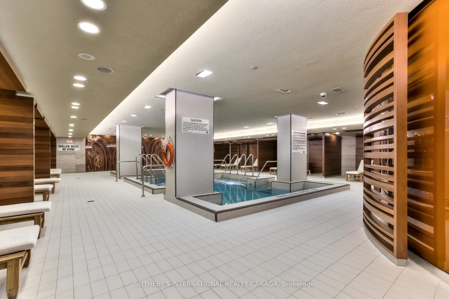 Additional image 5 of 39 Queens Quay 816