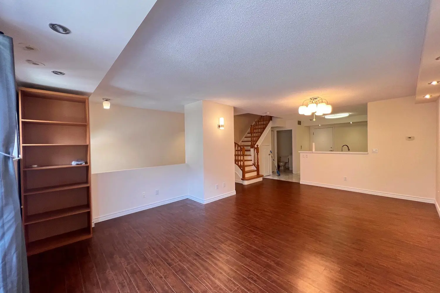 Additional image 5 of 1881 Mcnicoll Avenue 627