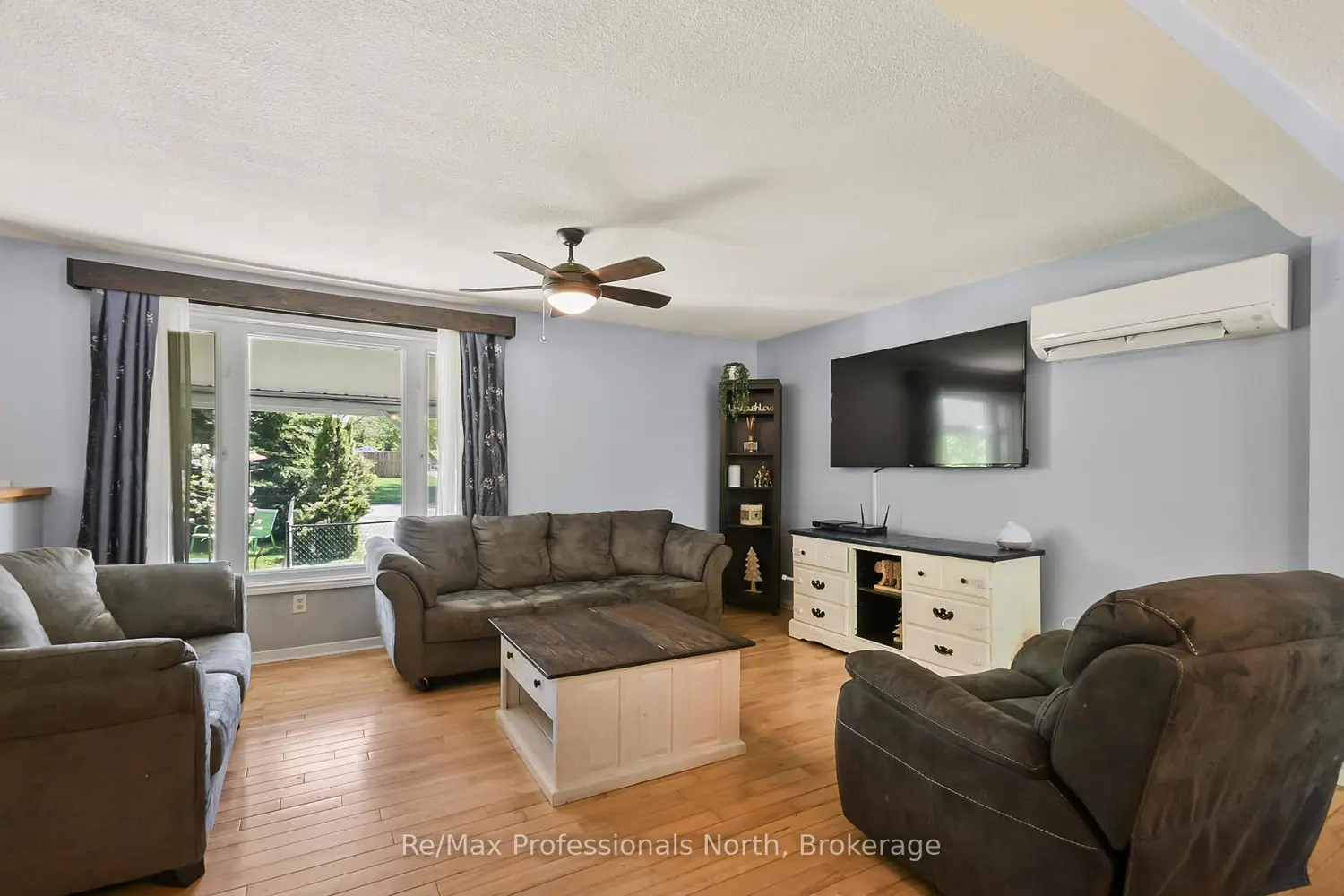 110 Fraser Street photo 3