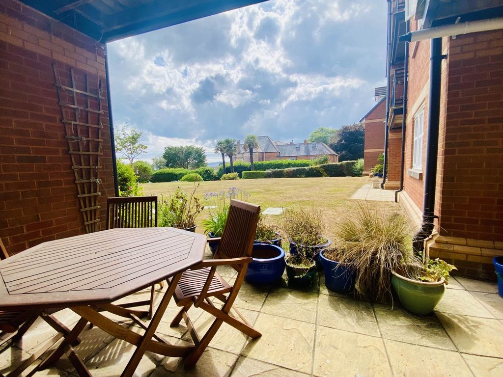 Additional image 3 of 3 bed flat for saleDouglas Avenue, Exmouth EX8