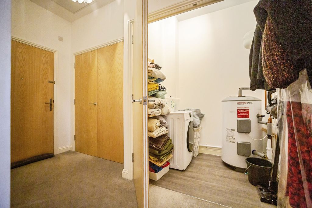 Additional image 9 of 2 bed flat for sale4 Sayers Way, Erith DA8