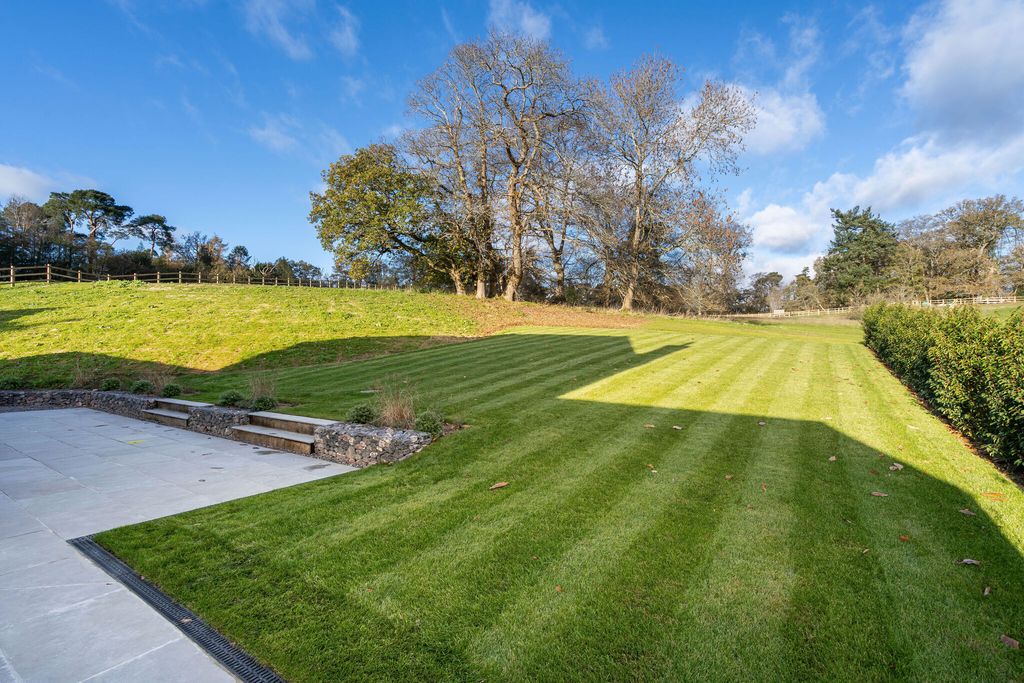 Additional image 21 of 6 bed detached house for saleArkell Lane, Frensham, Farnham GU10