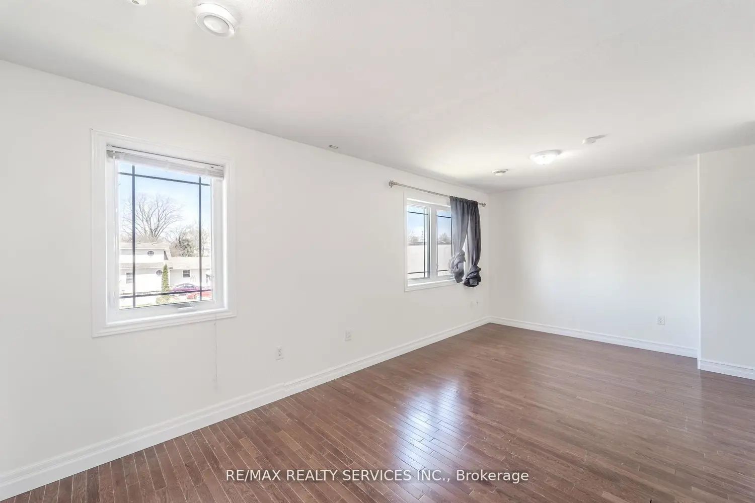Additional image 16 of 8006 Norton Street