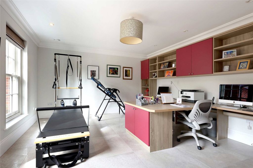 Additional image 9 of 7 bed detached house for saleCamp Road, Gerrards Cross, Buckinghamshire SL9