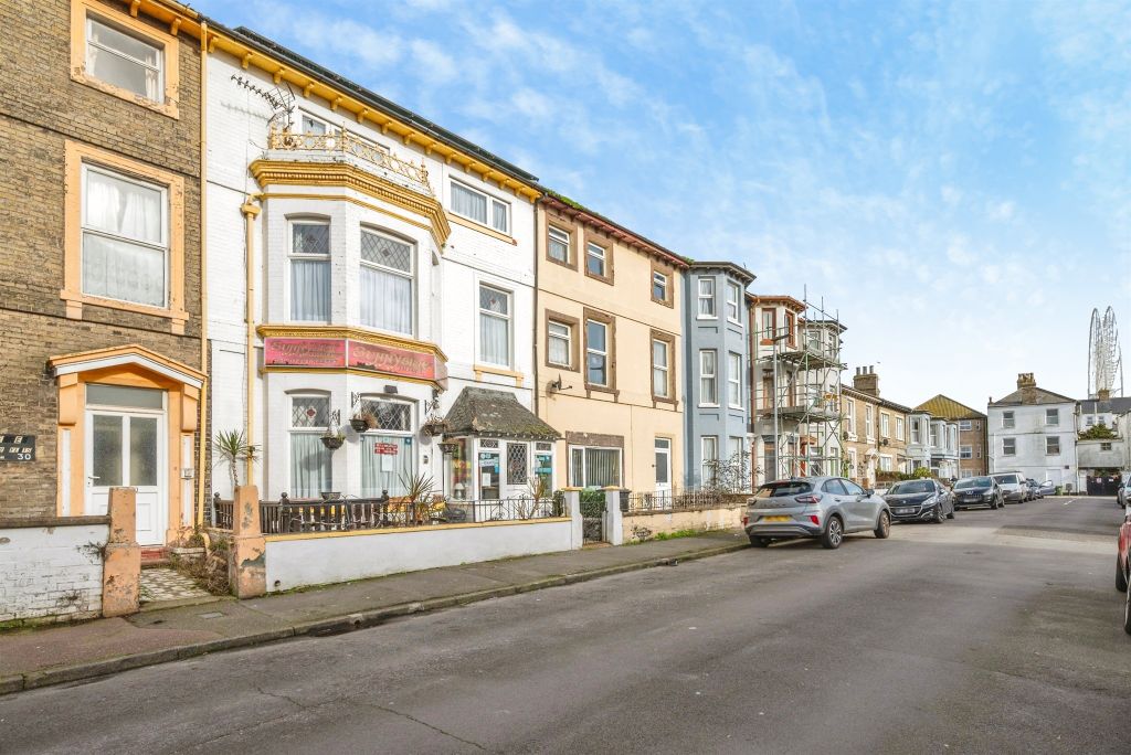 Additional image 2 of 10 bed terraced house for saleVictoria Road, Great Yarmouth NR30