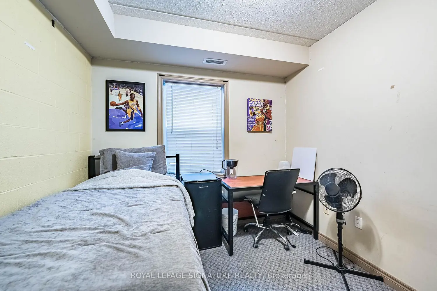 Additional image 19 of 251 Lester Street 401